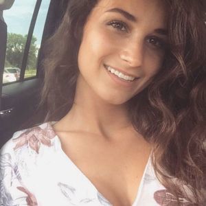 Meet your Posher, Casey